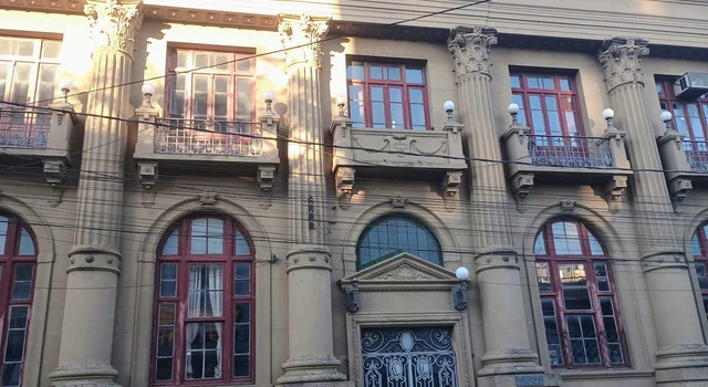 Ministro garante R$ 740 mil para obras em escolas e prédios municipais