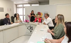 Mainardi e Ana Paula buscam retomada dos serviços da saúde auditiva