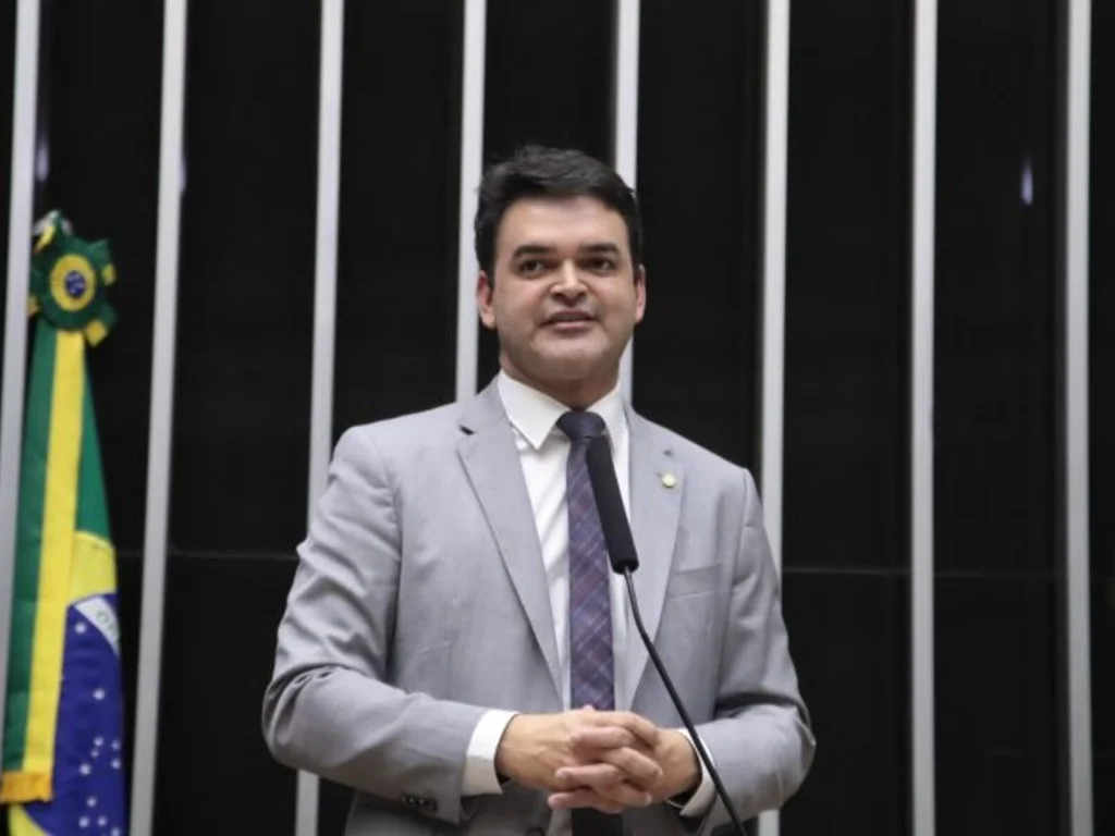 Projeto amplia proteção a operadores do Direito