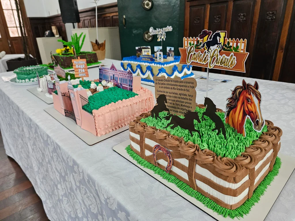 Concurso de bolos celebra os 214 anos com criatividade e tradição