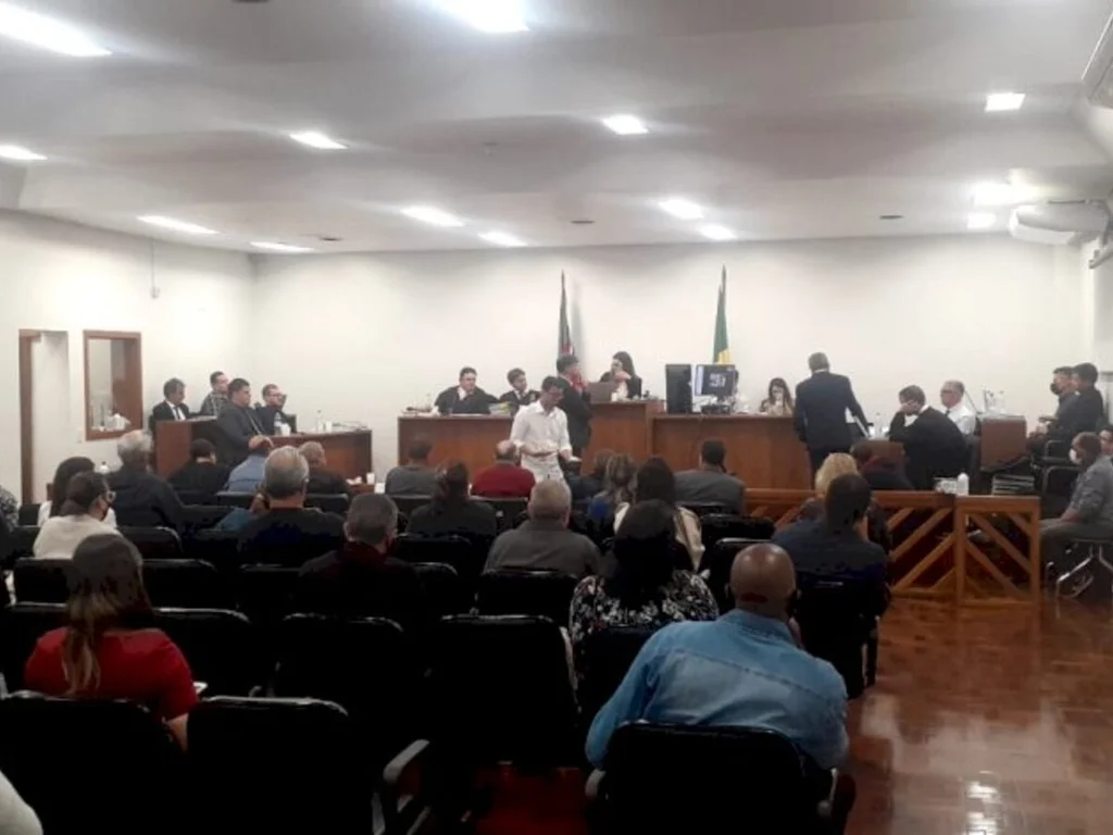 Réus são condenados por envolvimento na morte de empresário