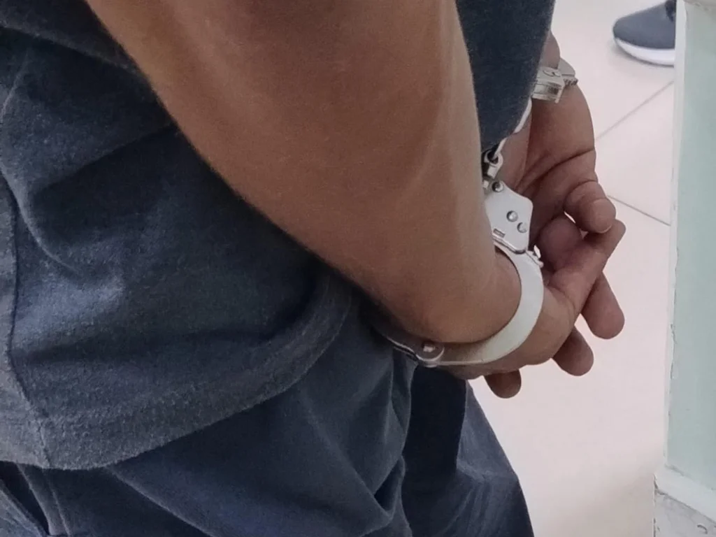 Homem é preso por tentativa de feminicídio