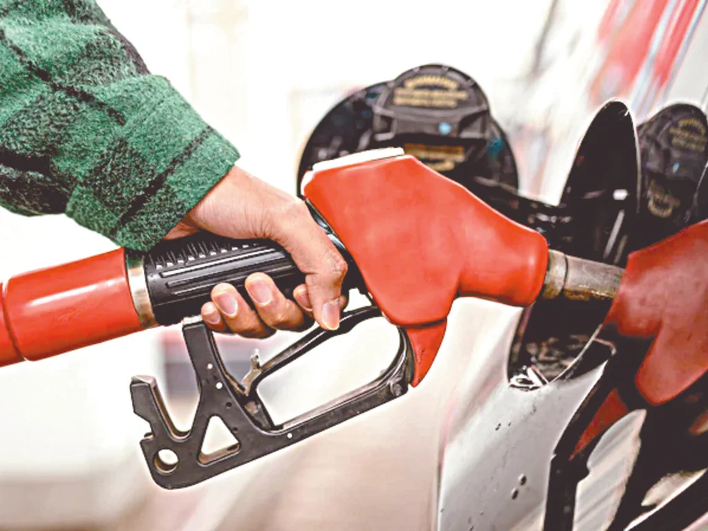 Gasolina e diesel ficarão mais caros neste sábado