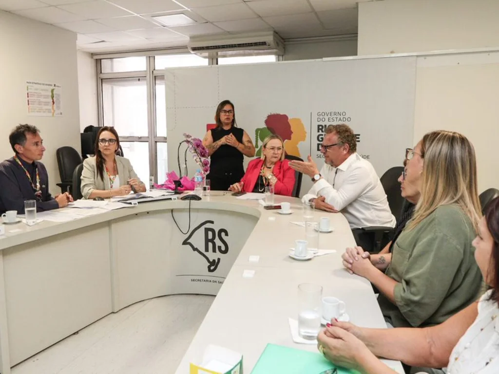 Mainardi e Ana Paula buscam retomada dos serviços da saúde auditiva