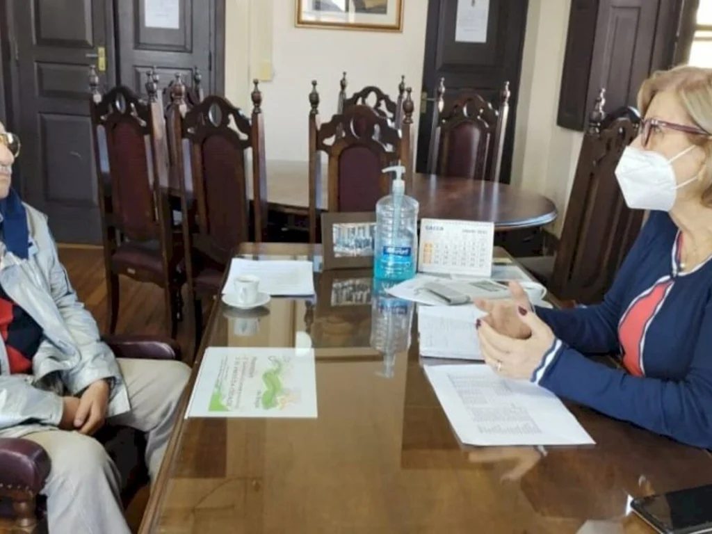 Progressistas em ritmo de convenção