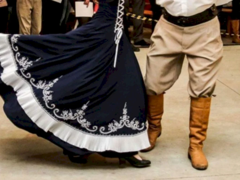 CTGs lutam para manter acessa chama da tradição