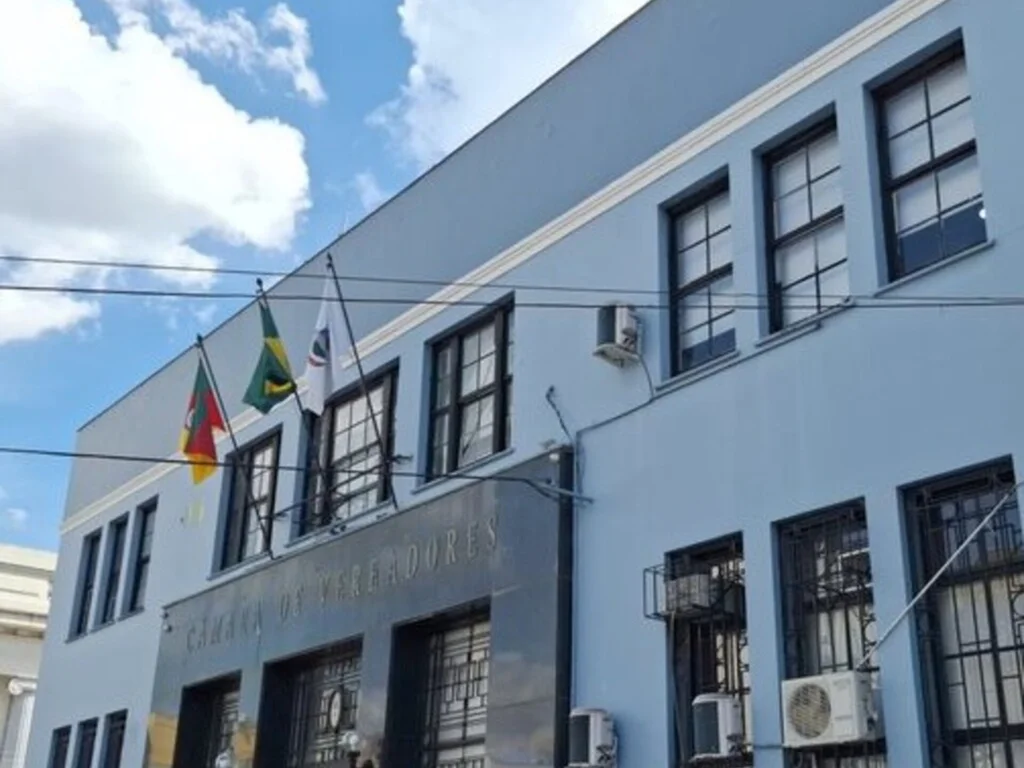 Câmara de Vereadores de Bagé estabelece limite de diárias para viagens