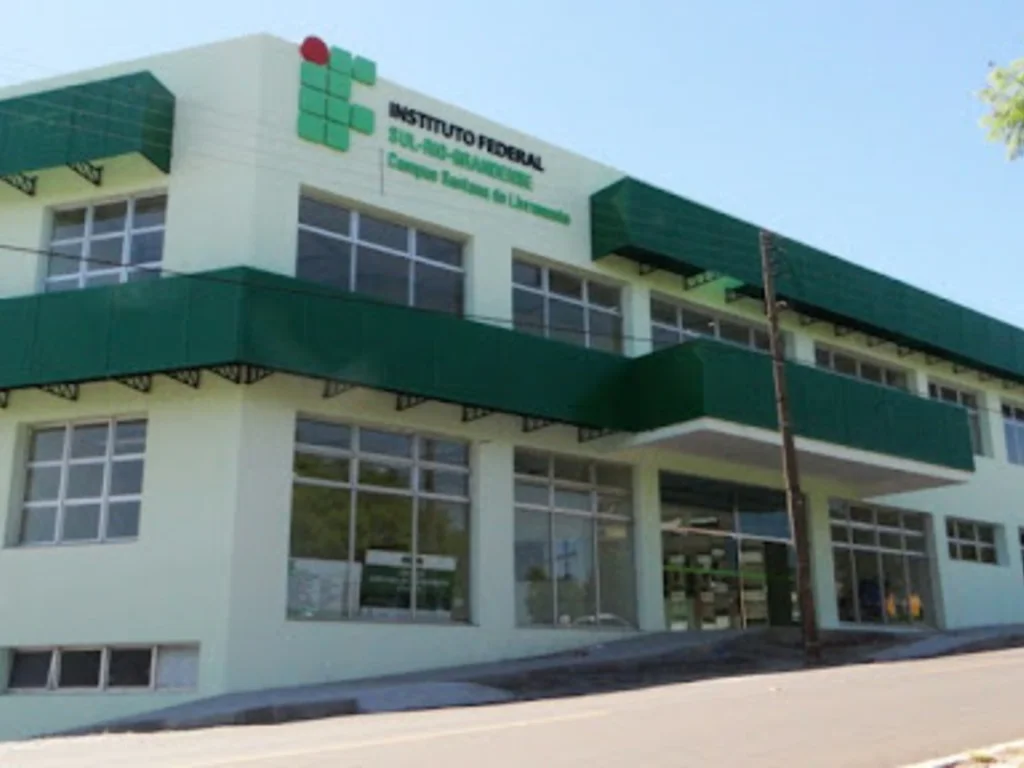 IFSul de Livramento abre seleção para professor substituto de Matemática
