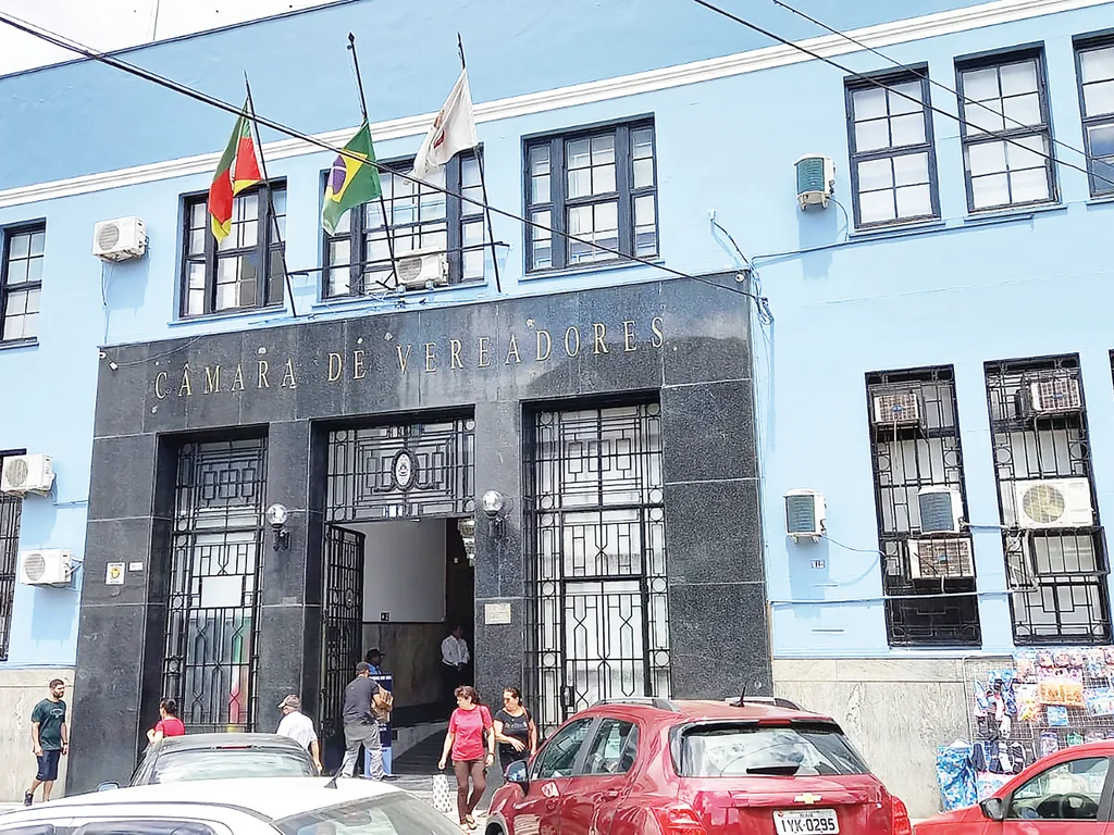 Maioria dos candidatos são homens, brancos e solteiros