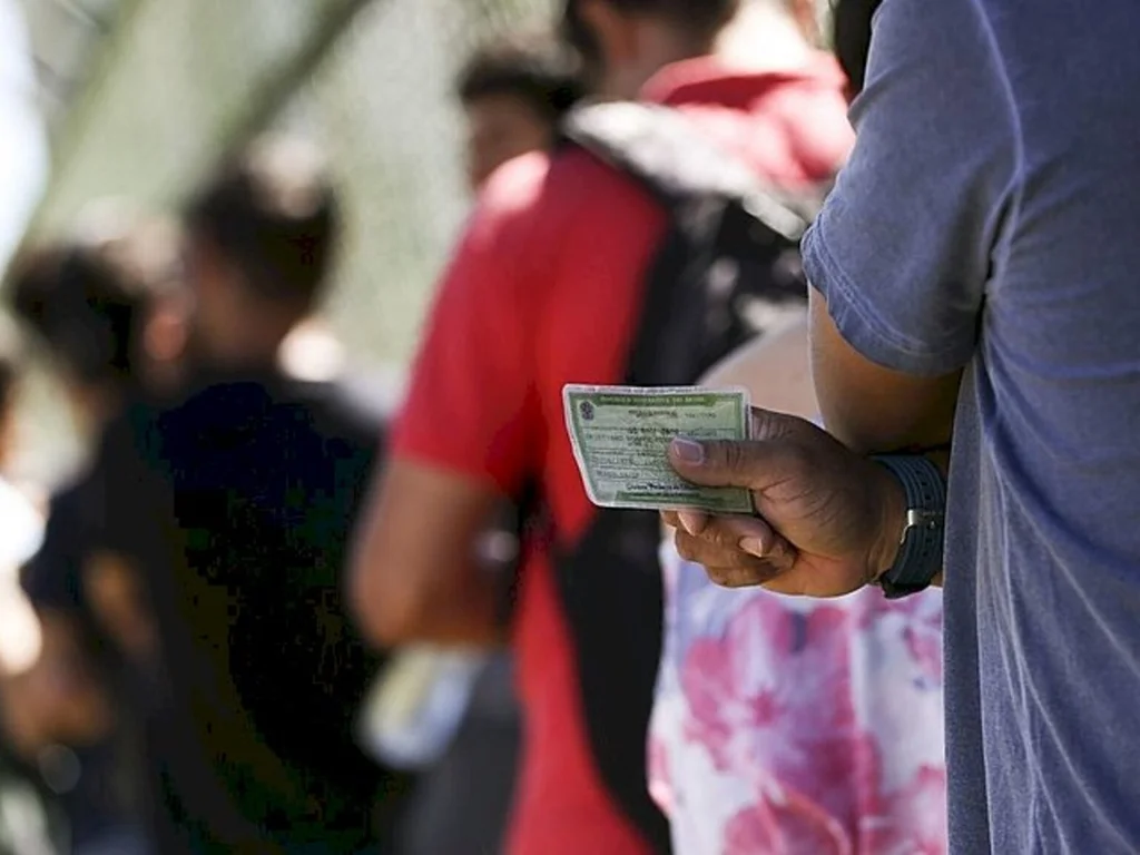 Pré-candidatos já podem fazer propaganda interna
