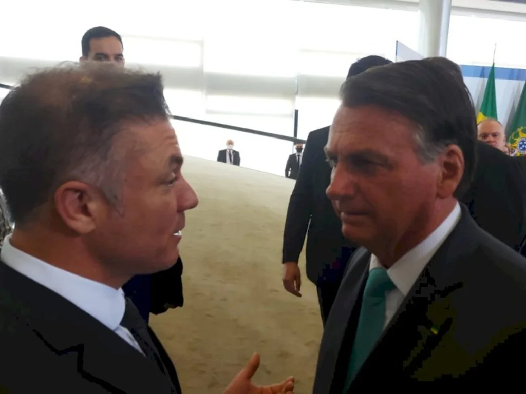 Prefeito participa de cerimônia no Palácio do  Planalto