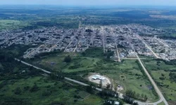 Eduardo Leite se manifesta sobre prisão domiciliar de Bolsonaro