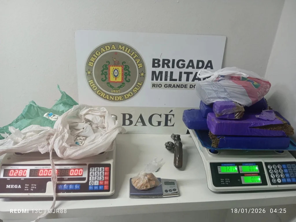 Menor é apreendido com drogas e arma de fogo
