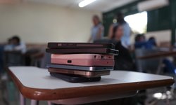 Pesquisa vai avaliar impactos da restrição de celulares