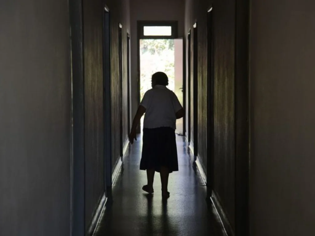 Projeto quer penas mais duras para estelionato contra idosos e vulneráveis