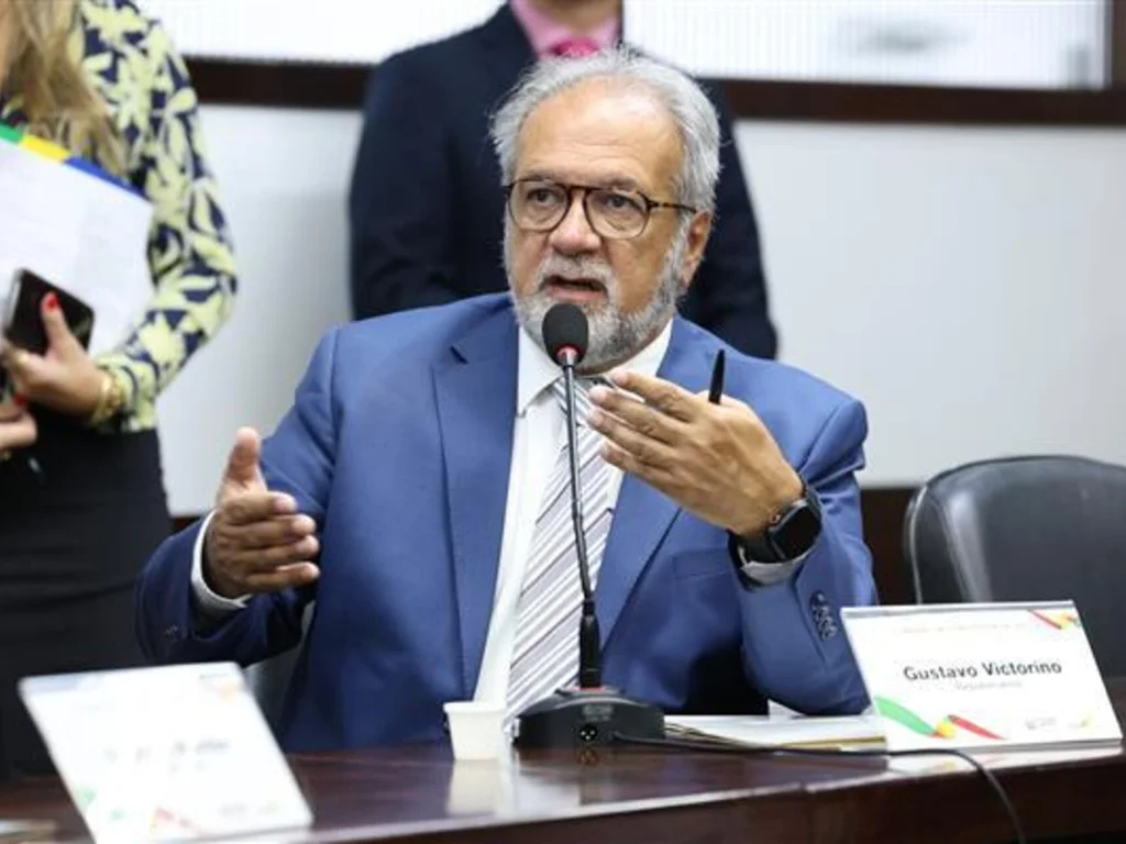 Deputado propõe horário diferenciado para alunos com deficiência