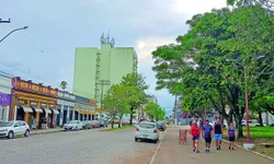 Homenagem marca reinauguração do Castramóvel