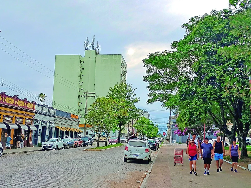 Alerta é de chuva forte e possibilidade de granizo