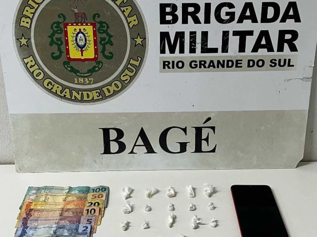 Traficante é preso com 17 pedras de crack