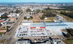 Equipes trabalham 24 horas por dia na recuperação do Km 132 da BR 290