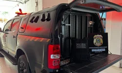 PRF flagra motorista sob efeito de álcool após tombamento