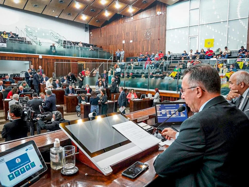 Assembleia aprova reajuste do Piso Salarial Regional