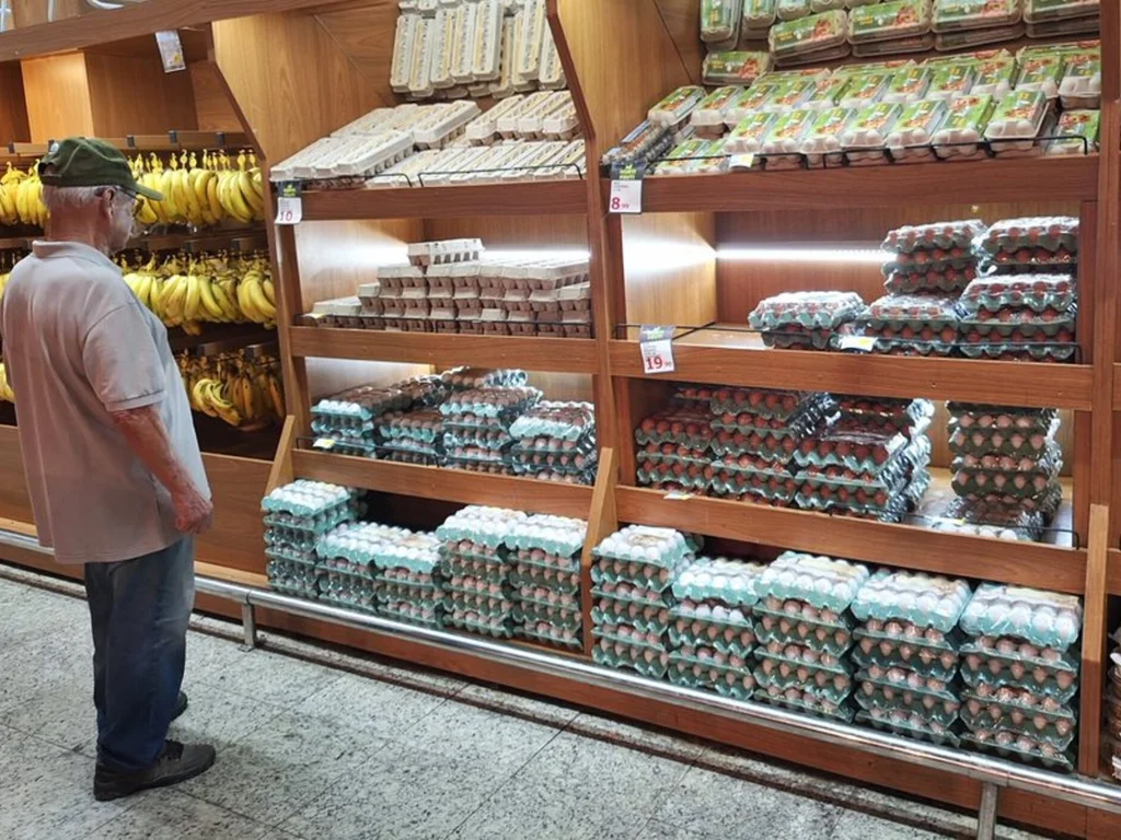 Preço do ovo dispara e pressiona orçamento das famílias