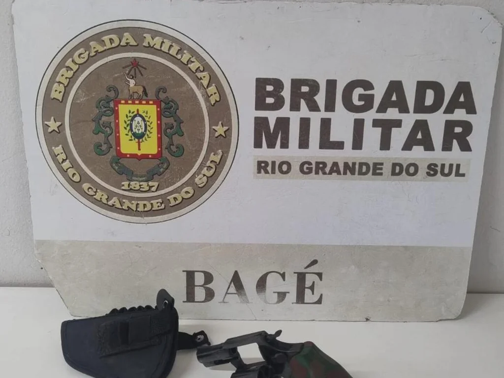 Homem é preso por porte ilegal de arma de fogo