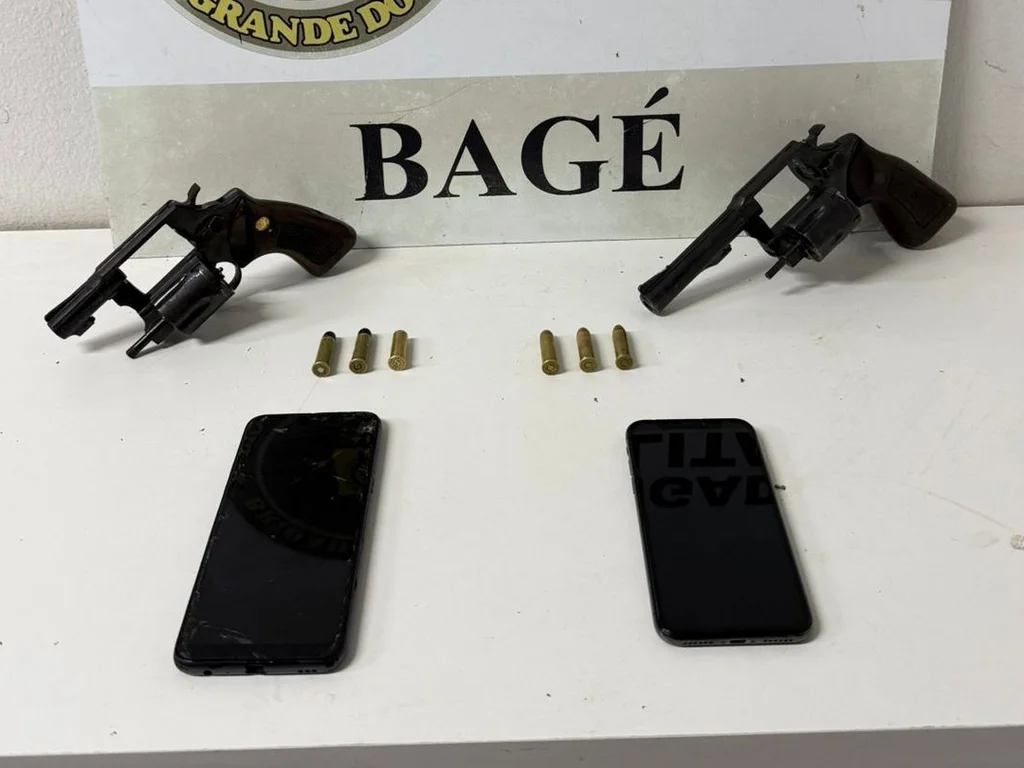 Dois são presos após disparos de arma de fogo