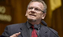 Mainardi defende valorização do piso regional