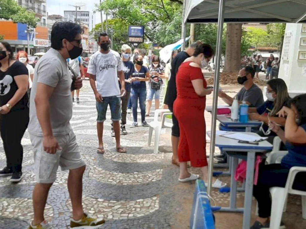 Saúde mantém testagem na praça