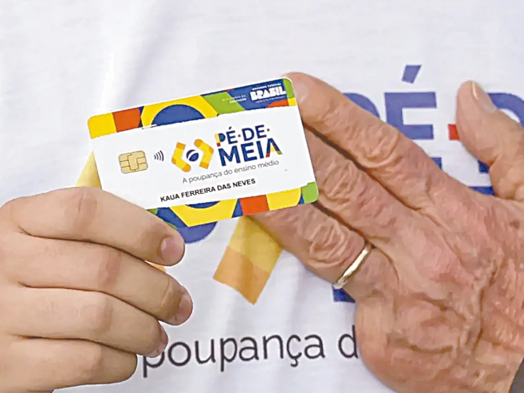 Governo faz acordo para incluir projetos sociais no orçamento