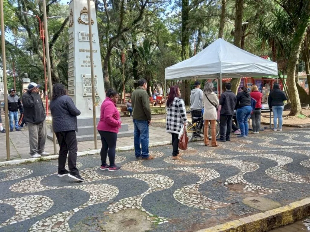Confirmada vacinação na praça na véspera do Dia dos Pais