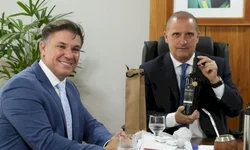 Emenda reduz privilégios a ex-governadores