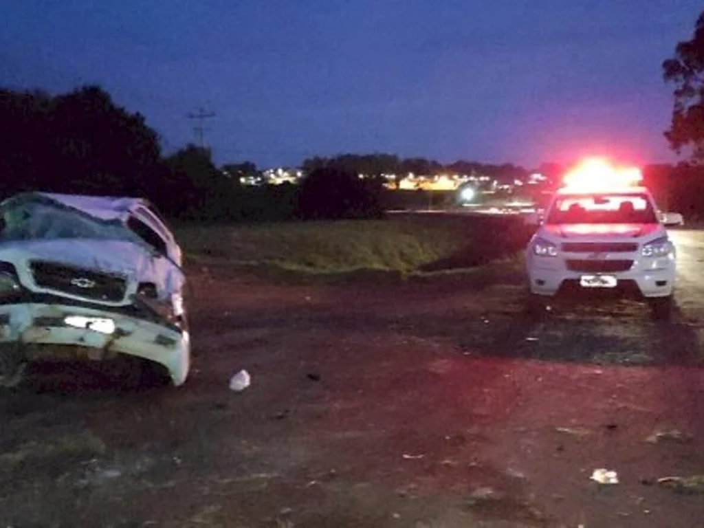 Carro capota em Candiota