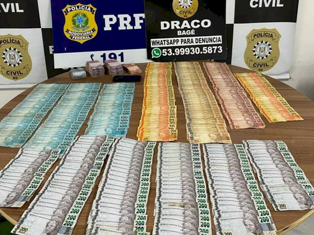 Taxista é flagrado na rodovia com dinheiro sem procedência