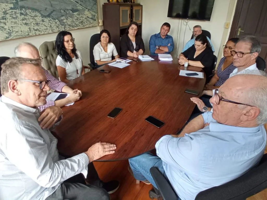 Mário Kalil apresenta balanço de sua gestão ao futuro governo