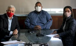 Câmara aprova projeto que põe fim aos supersalários