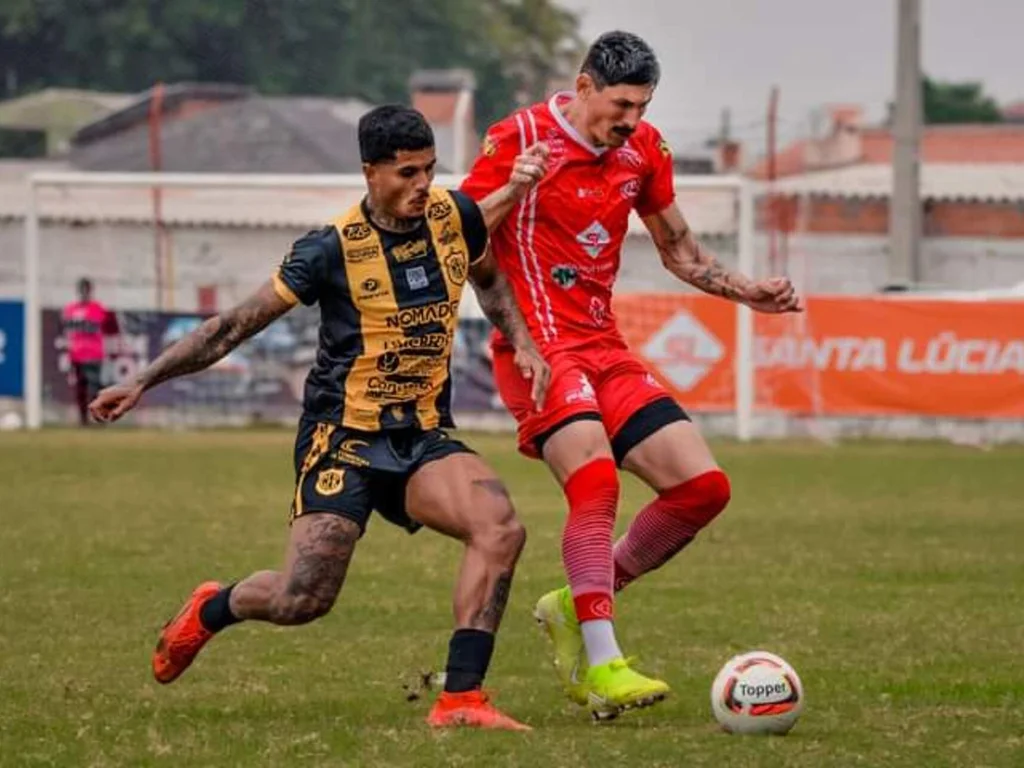 Bagé joga para se distanciar da zona do rebaixamento