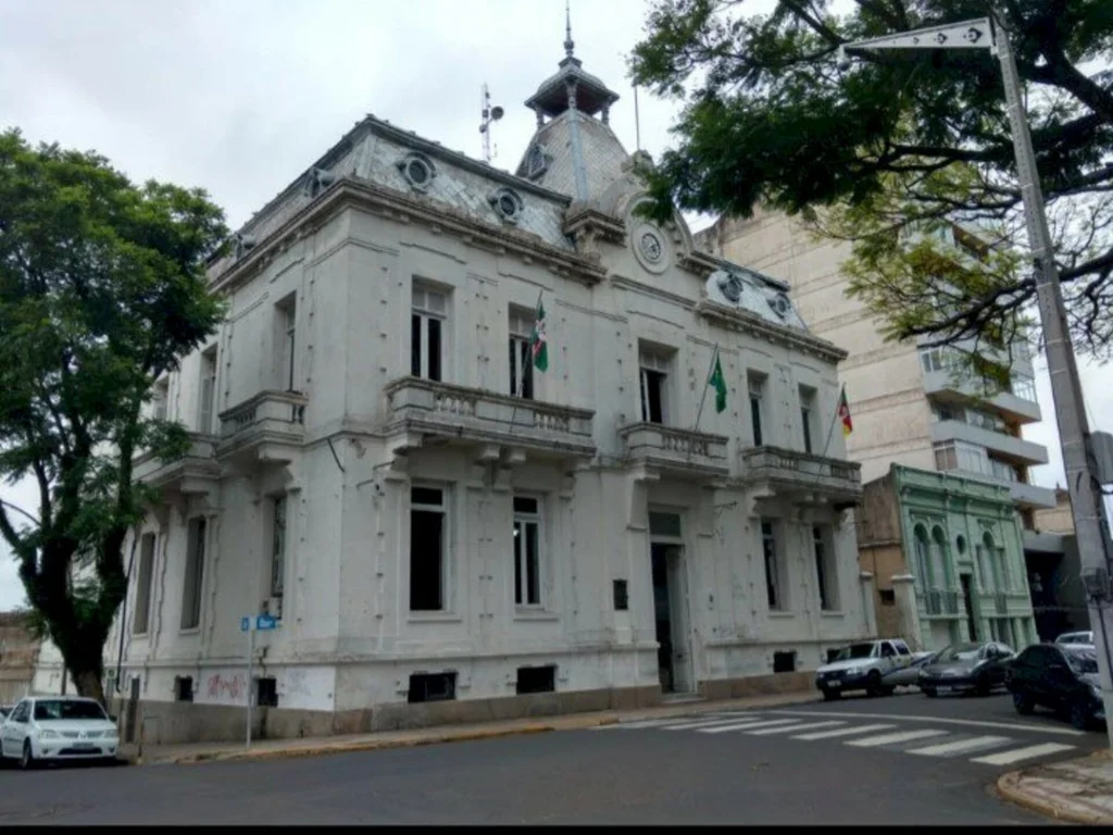 Santanenses amargam reajuste em 33,82% para início de ano