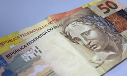 Dia termina sem definição sobre projetos