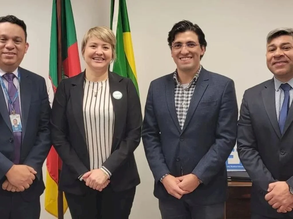 Pelos corredores do poder