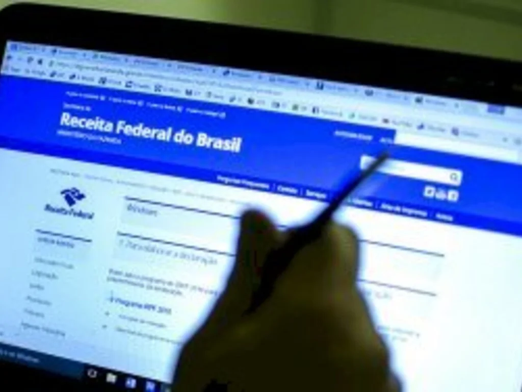 Receita abre consulta a lote residual de restituição do IR