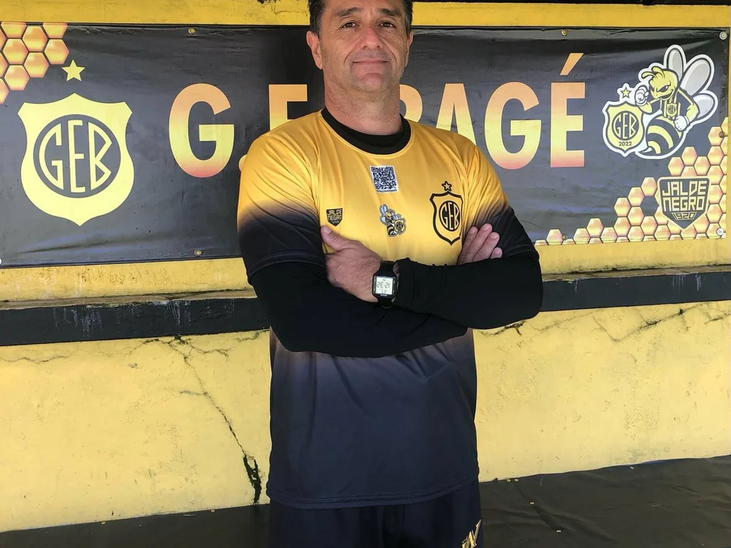Com novo treinador, Bagé terá a chance de se recuperar