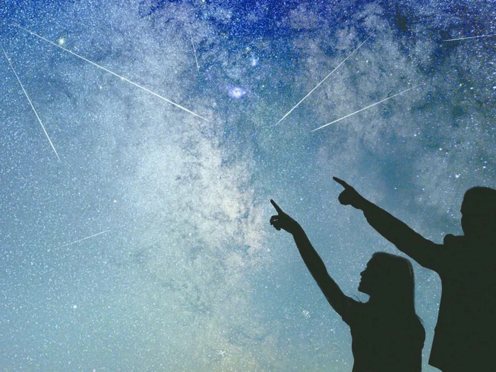 Chuva de meteoros é destaque na madrugada