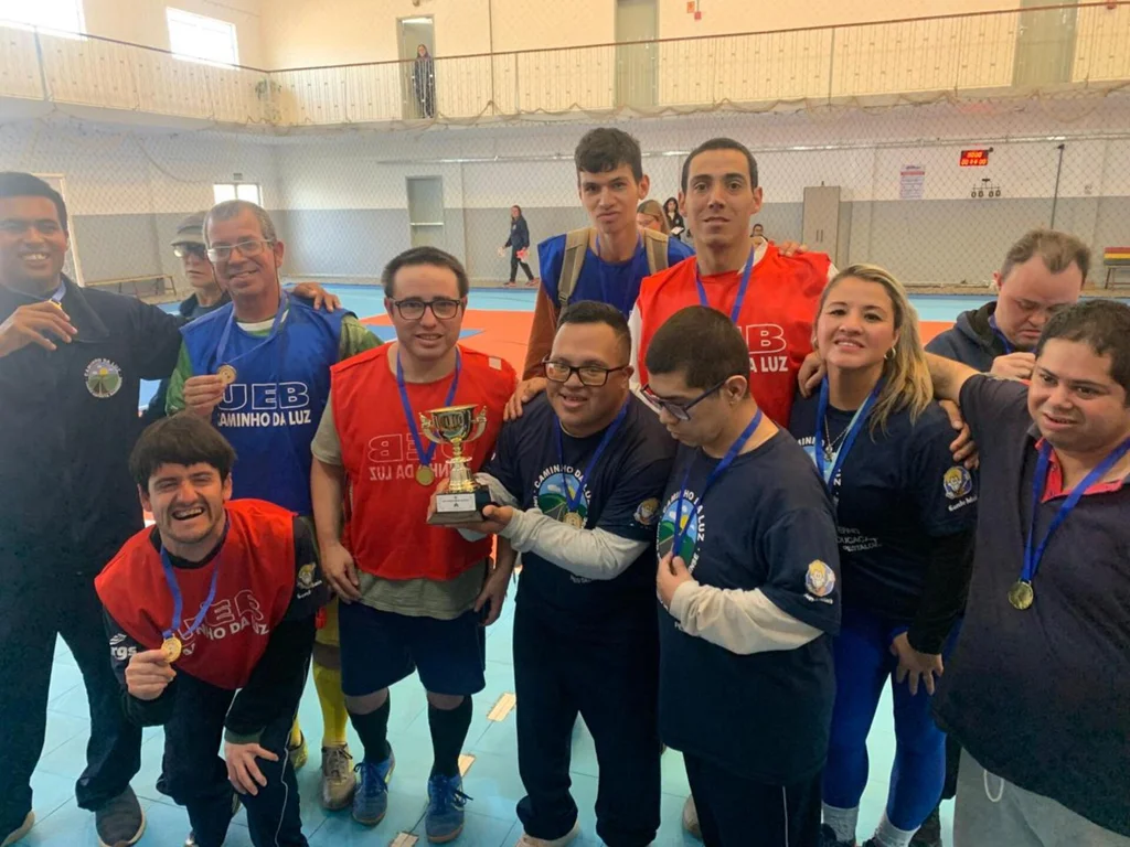 Torneio de futsal no Caminho da Luz promove inclusão