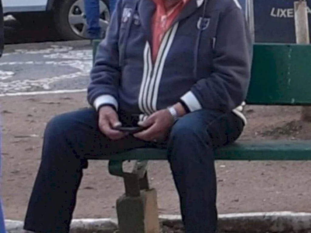 Morre o mecânico Menel