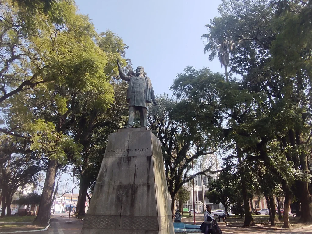 Semana começará com tempo seco por atuação de anticiclone