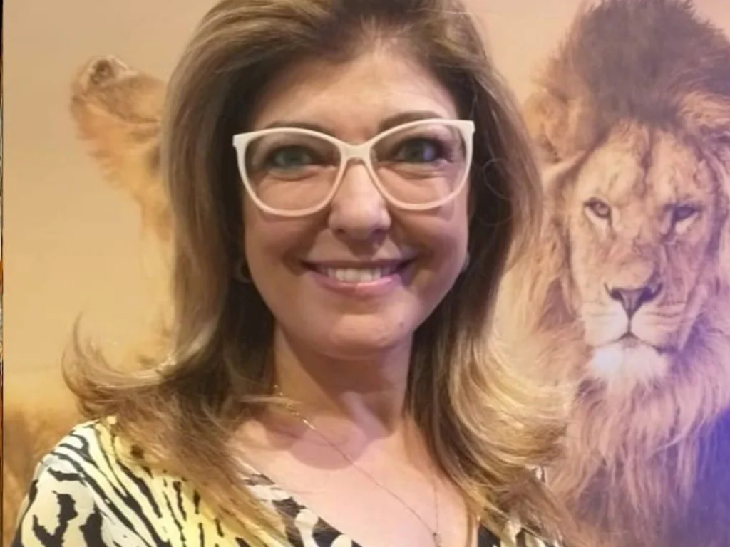 Adriana Lara deve concorrer a deputada federal