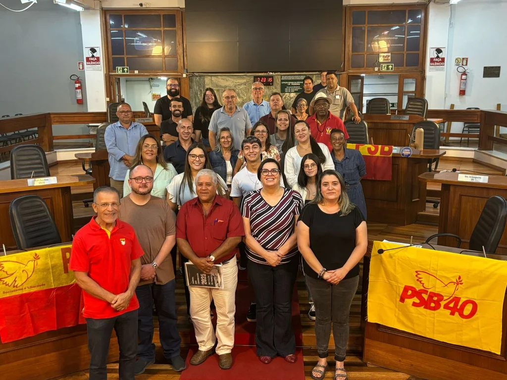 Beatriz Souza assume presidência do PSB em Bagé